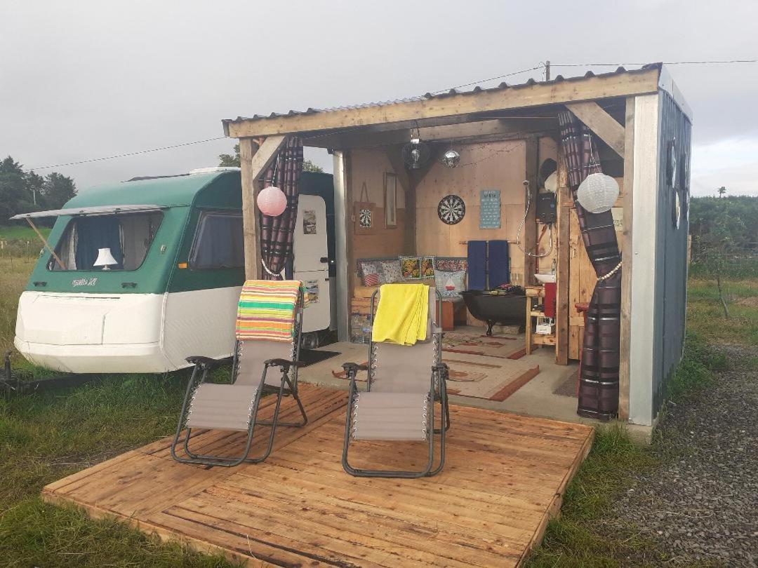 Drumaville Father Ted Retro Caravan! מראה חיצוני תמונה